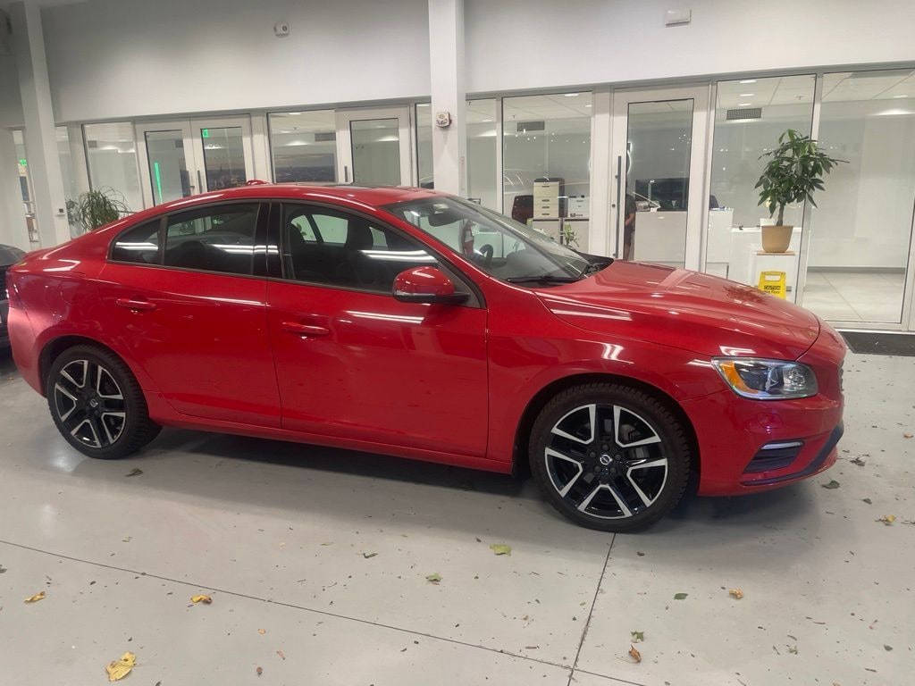 Used 2017 Volvo S60 T5 Dynamic Sedan