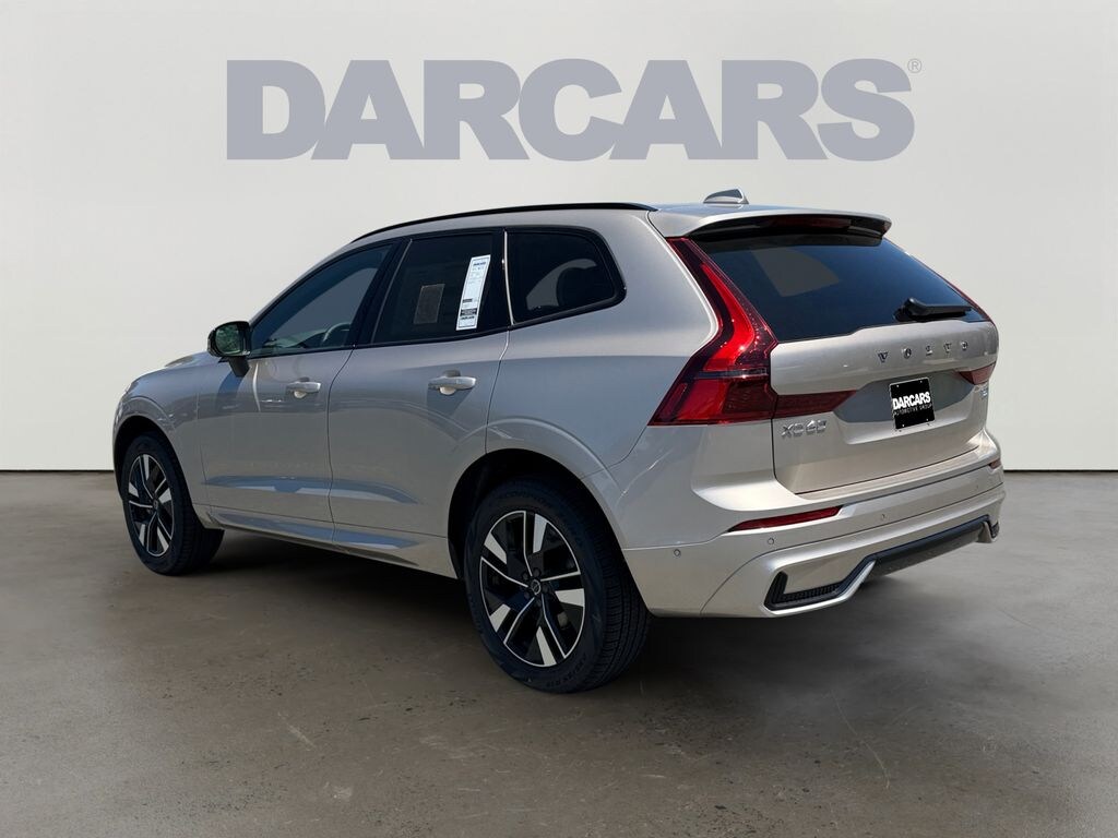 New 2026 Volvo XC60 B5 Plus SUV