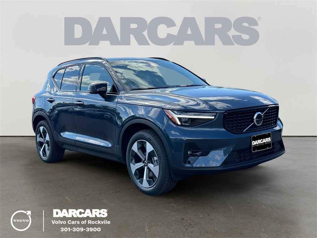 New 2026 Volvo XC40 B5 Plus SUV