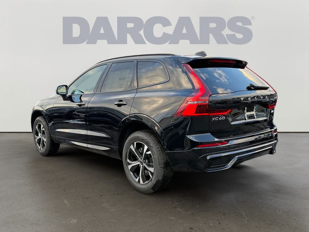New 2026 Volvo XC60 B5 Core SUV