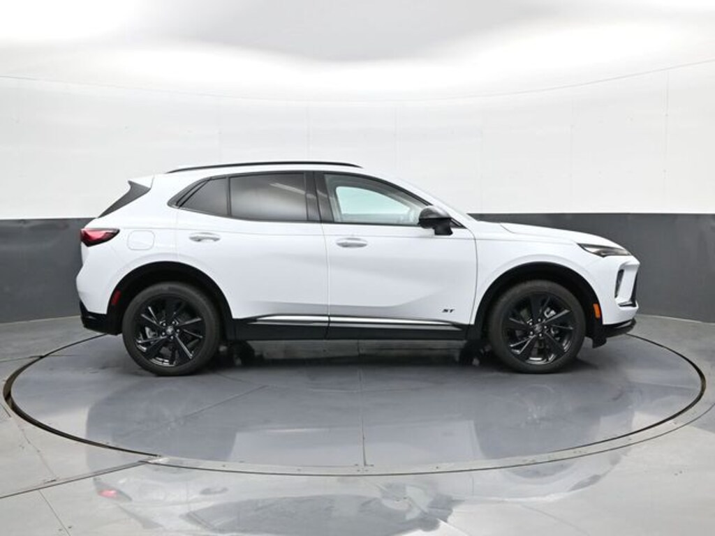 Used 2025 Buick Envision Sport Touring SUV