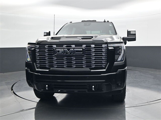 2025 Gmc Sierra 3500 HD Denali Ultimate photo 2