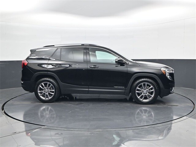 2022 Gmc Terrain SLT photo 3