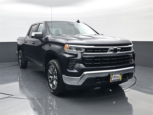 2023 Chevrolet Silverado 1500 LT photo 3