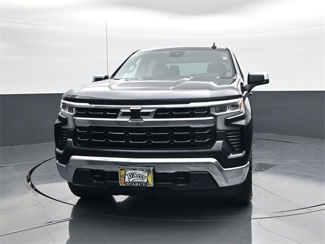 2023 Chevrolet Silverado 1500 LT photo 2
