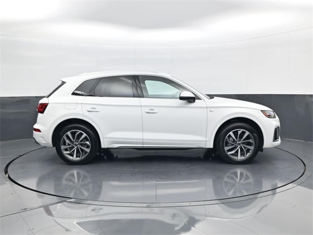 Used 2023 Audi Q5 45 S line Premium SUV