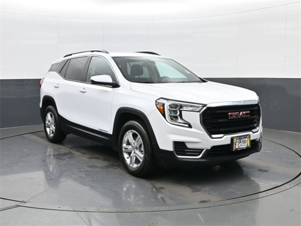 Used 2024 GMC Terrain SLE SUV