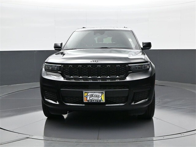 2023 Jeep Grand Cherokee Altitude photo 2