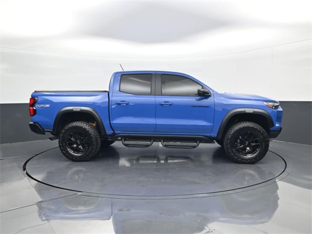Used 2025 Chevrolet Colorado ZR2 Truck Crew Cab
