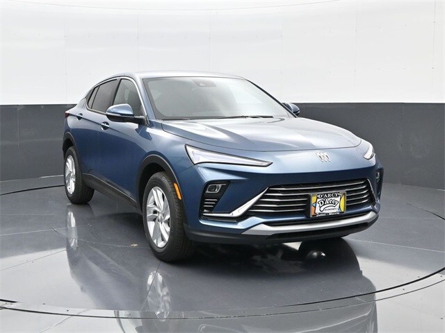 2025 Buick Envista Preferred photo 2