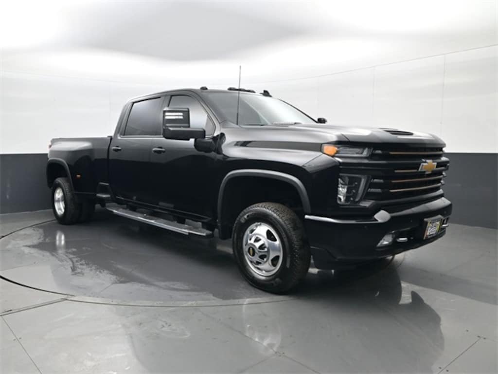 Used 2022 Chevrolet Silverado 3500 HD High Country Truck Crew Cab