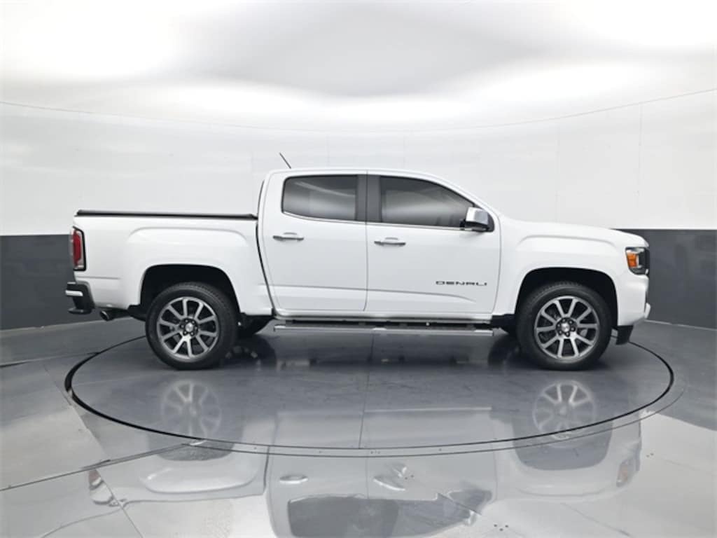 Used 2022 GMC Canyon Denali Truck Crew Cab