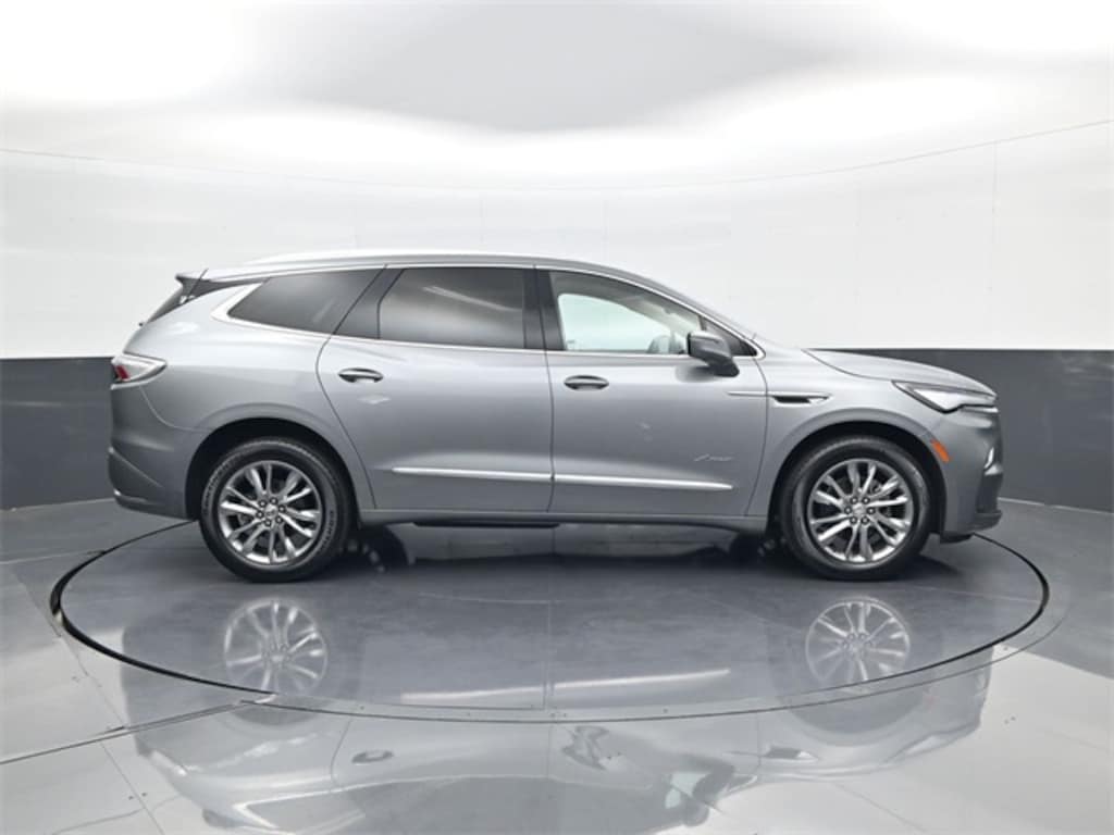 Used 2023 Buick Enclave Avenir SUV