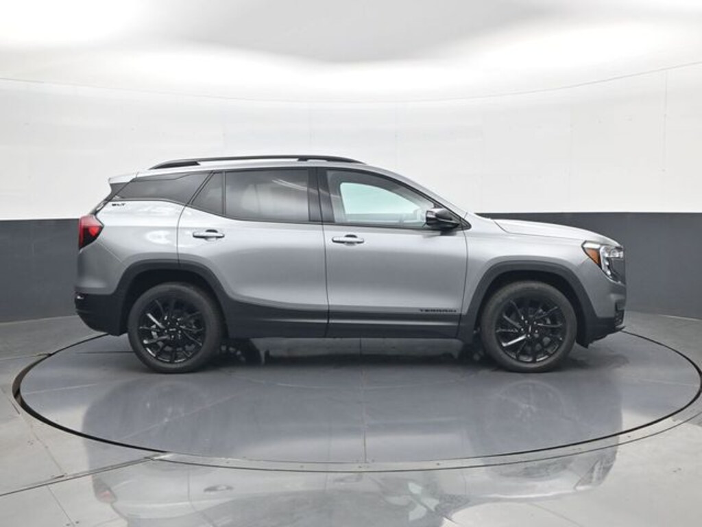 Used 2023 GMC Terrain SLT SUV