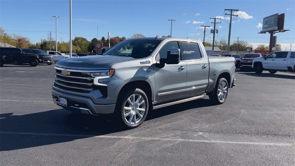 2024 Chevrolet Silverado 1500 High Country photo 4