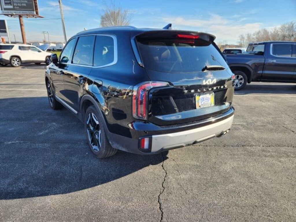 Used 2023 Kia Telluride EX SUV