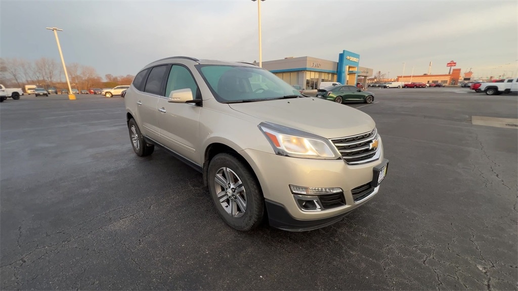 Used 2017 Chevrolet Traverse LT w/1LT SUV
