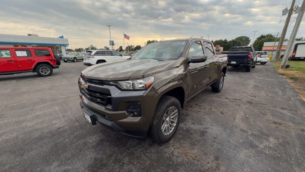 Used 2024 Chevrolet Colorado LT Truck Crew Cab