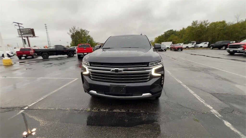 2022 Chevrolet Tahoe LT photo 3