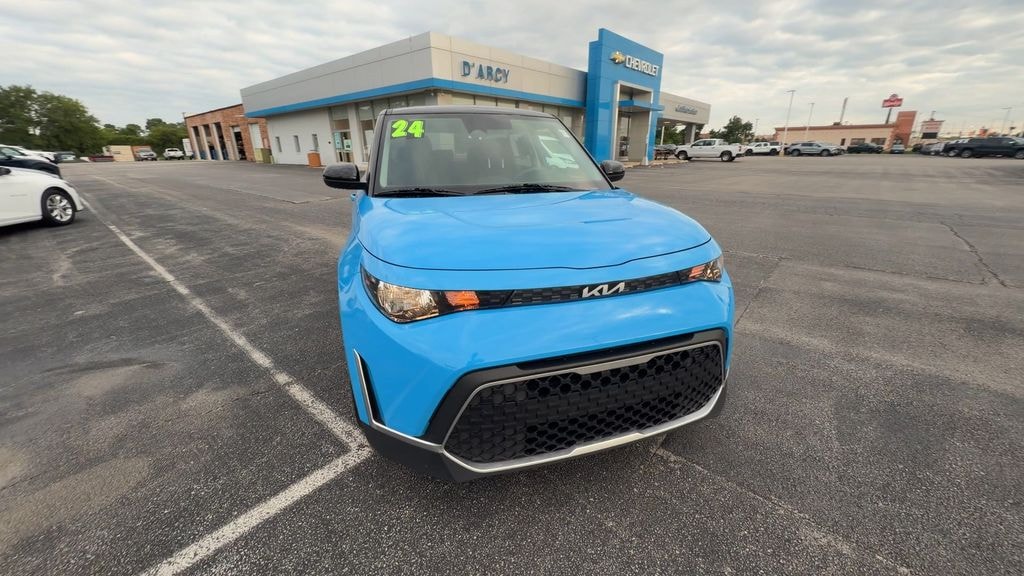 Used 2024 Kia Soul S Hatchback