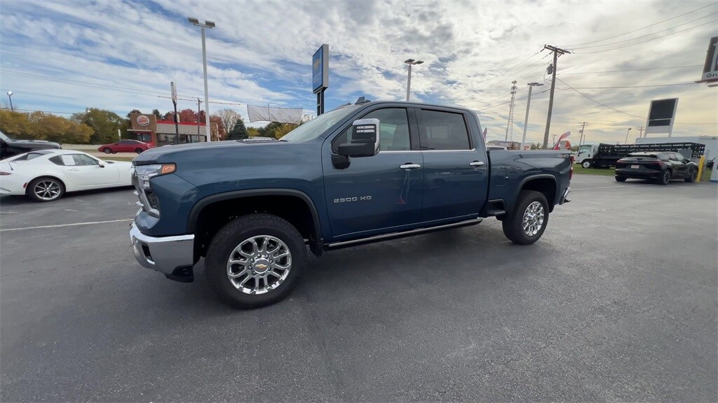 Used 2025 Chevrolet Silverado 2500 HD LTZ Truck Crew Cab