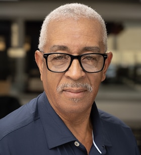 Staff member Leroy Parks from ID_17fdcadf1cb5