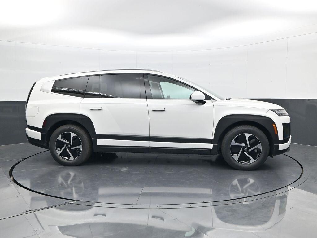 New 2026 Hyundai IONIQ 9 S SUV