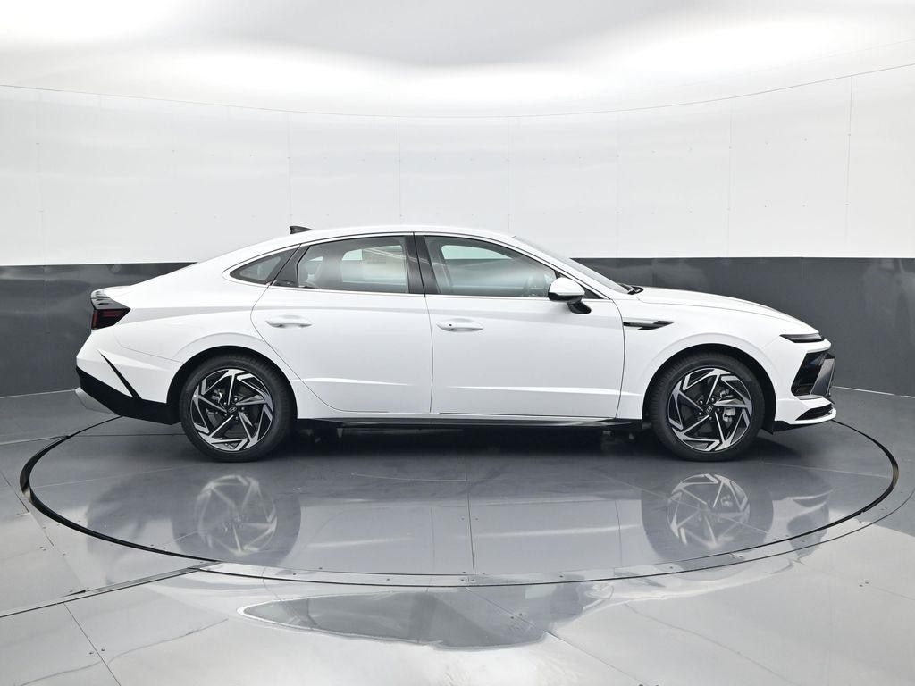 New 2026 Hyundai Sonata SEL Sport Sedan