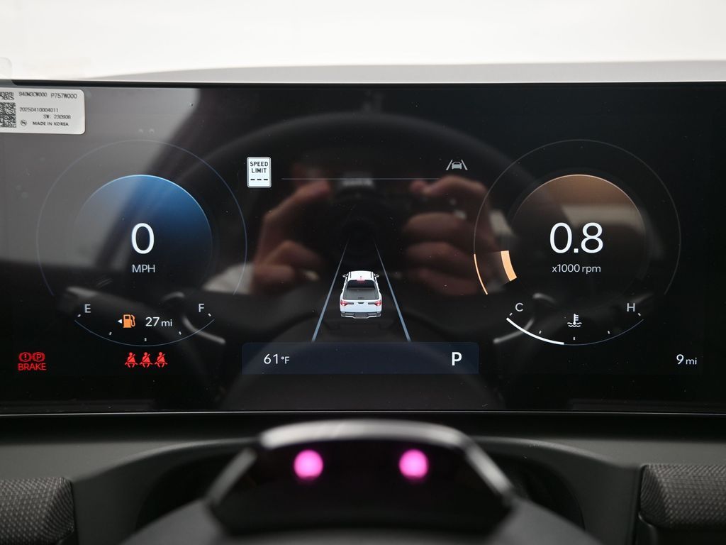 2026 Hyundai Santa Cruz Limited - Photo 9