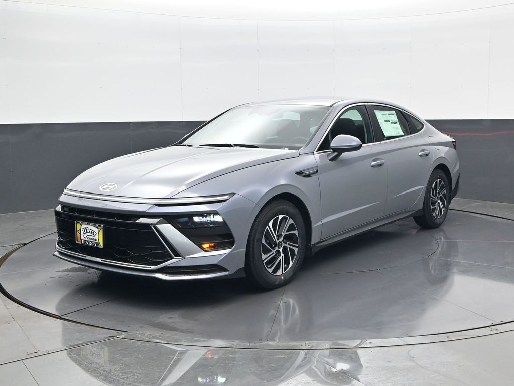 2026 Hyundai Sonata Hybrid Sedan 