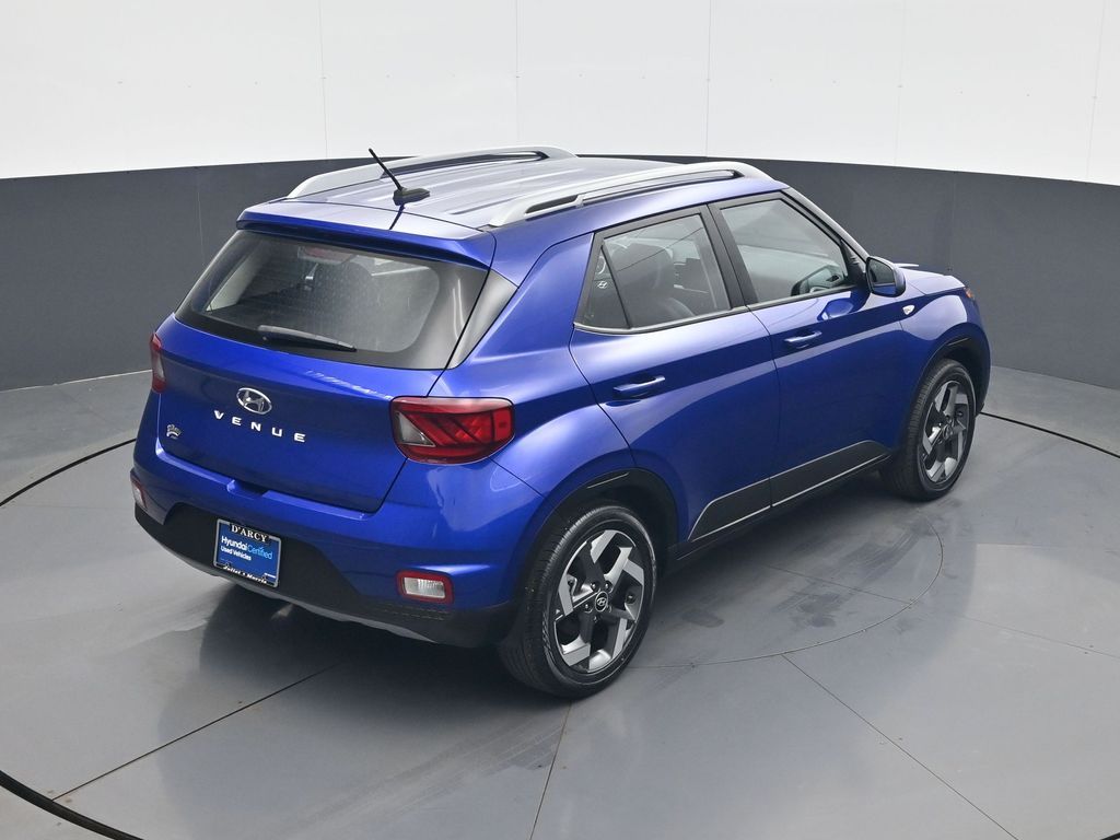 2023 Hyundai Venue Limited - Photo 17