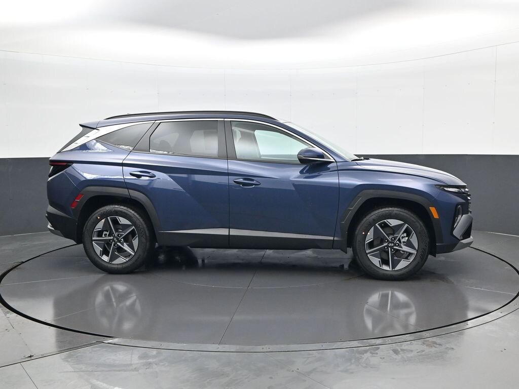 New 2026 Hyundai Tucson SEL Premium SUV