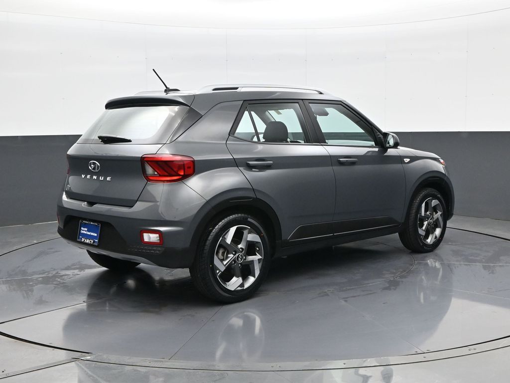 2024 Hyundai Venue SEL - Photo 5