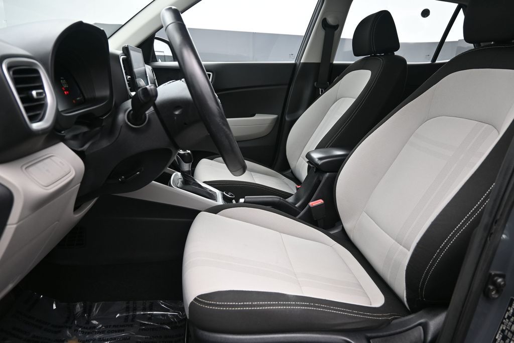 2024 Hyundai Venue SEL - Photo 10