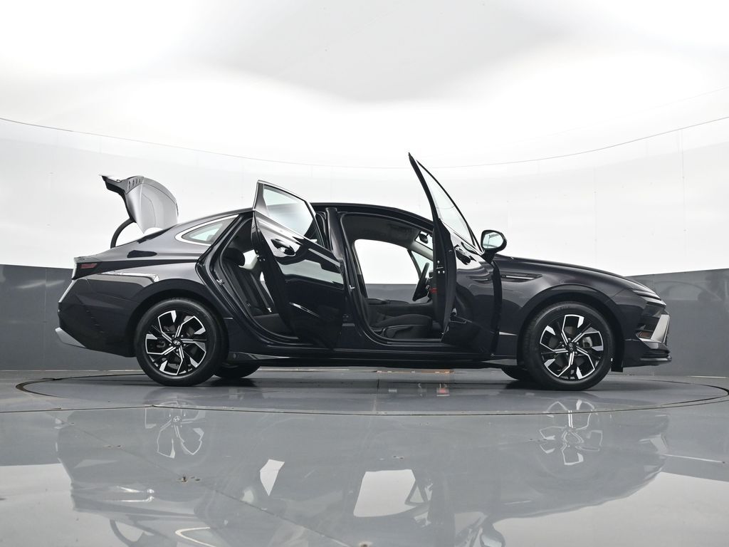 2025 Hyundai Sonata SEL - Photo 34
