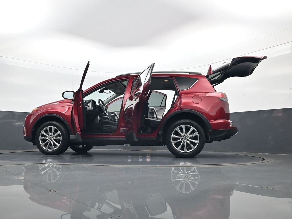 2018 Toyota RAV4 Limited - Photo 35