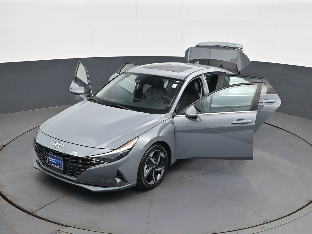 2021 Hyundai Elantra Limited - Photo 31