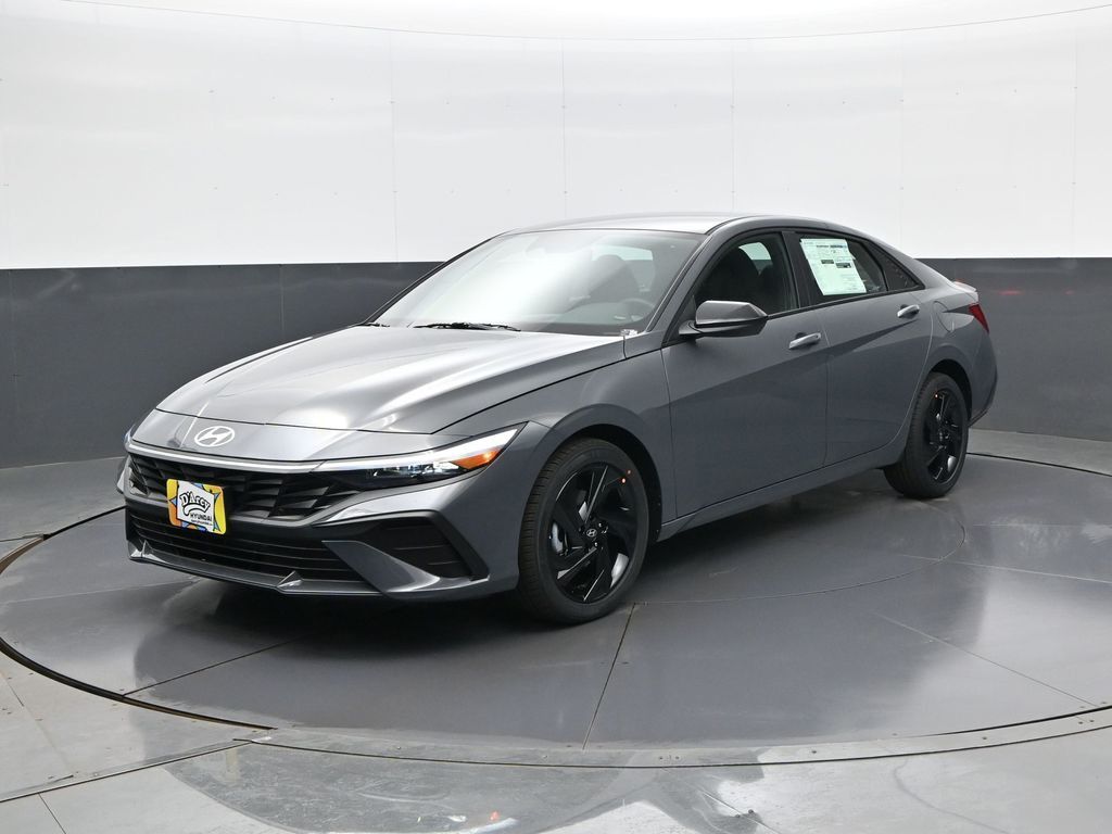 2026 Hyundai Elantra 2.0 SEL Sport IVT's photo