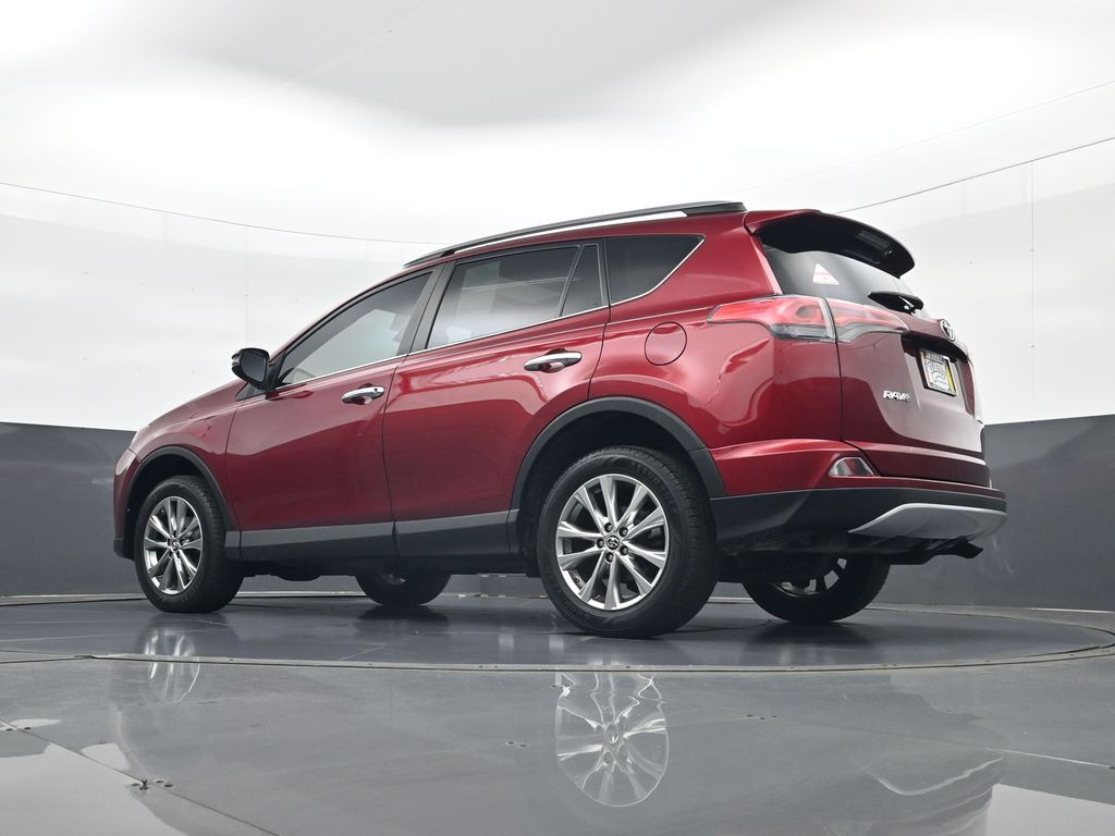 2018 Toyota RAV4 Limited - Photo 28