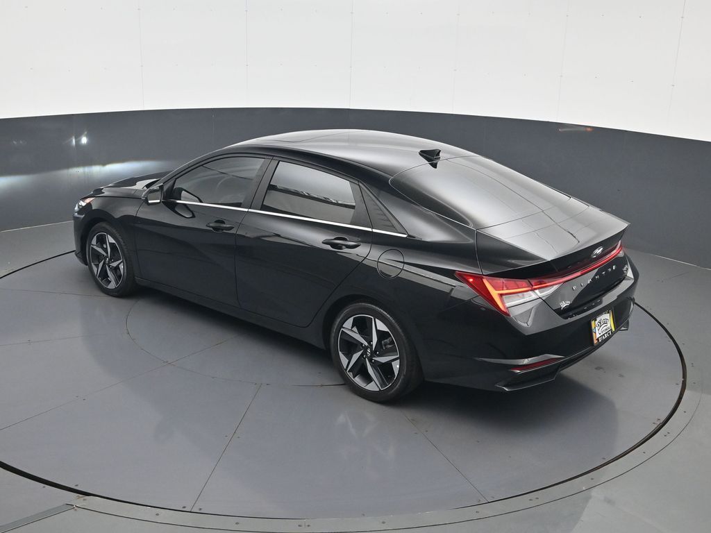 2023 Hyundai Elantra Limited - Photo 21