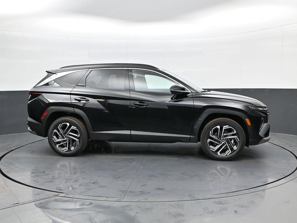 New 2026 Hyundai Tucson Limited AWD SUV