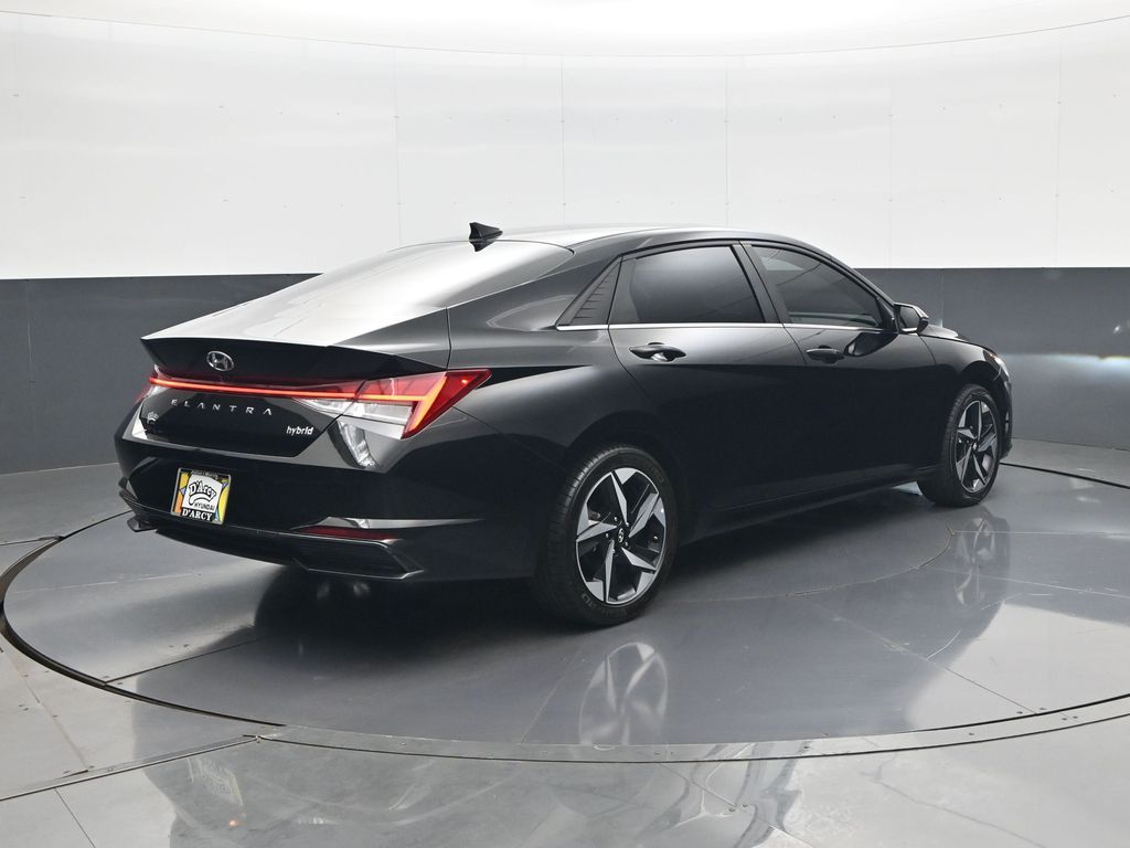 2023 Hyundai Elantra Limited - Photo 6