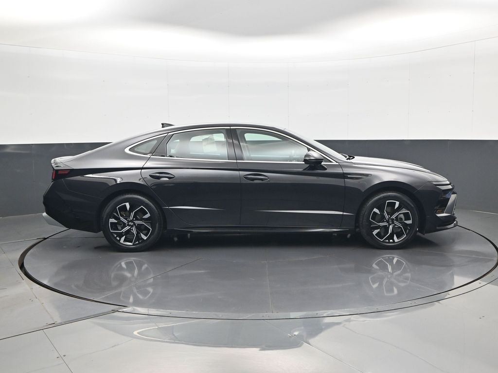2025 Hyundai Sonata SEL - Photo 5