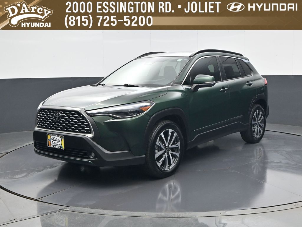 2023 Toyota Corolla Cross XLE