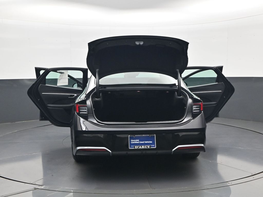 2025 Hyundai Sonata SEL - Photo 33
