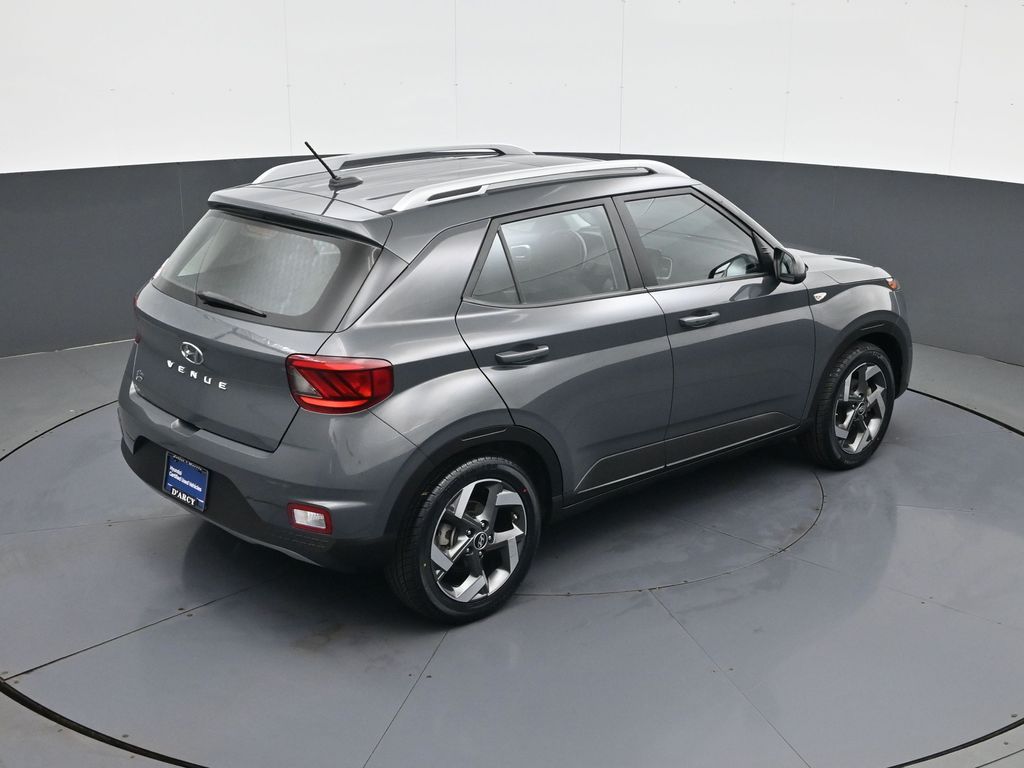 2024 Hyundai Venue SEL - Photo 17
