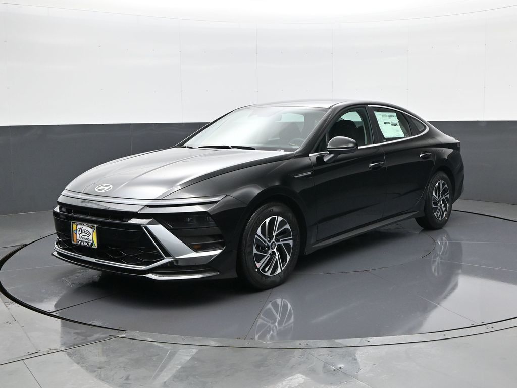 2026 Hyundai Sonata Hybrid Sedan 