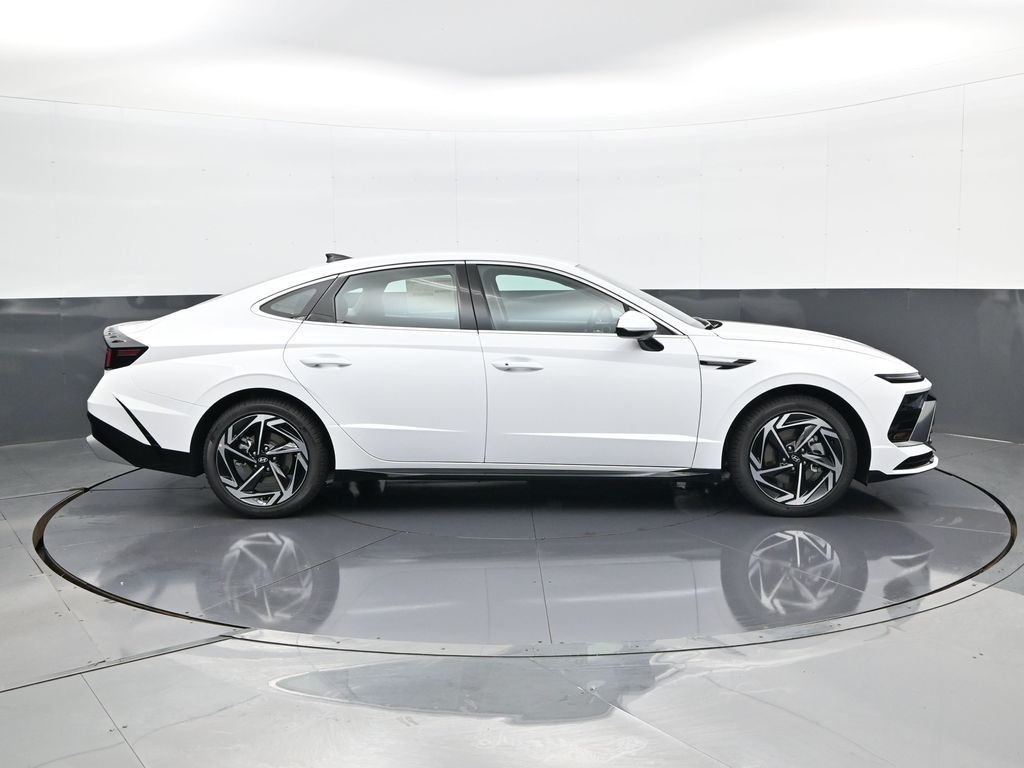 New 2026 Hyundai Sonata SEL Sport Sedan