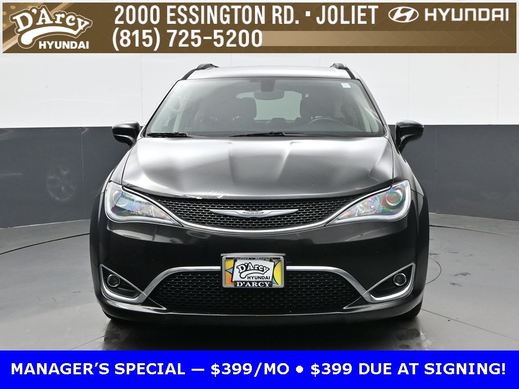 Used 2017 Chrysler Pacifica Touring-L with VIN 2C4RC1BG6HR784829 for sale in Joliet, IL