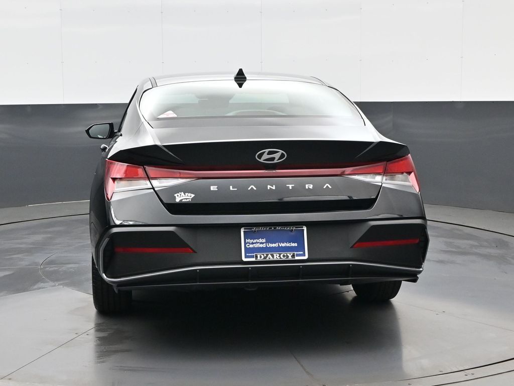 2024 Hyundai Elantra SEL - Photo 6